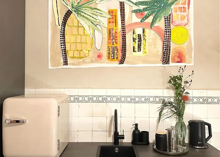 Apartament Charmante Altbauwohnung Am Park Und Messe