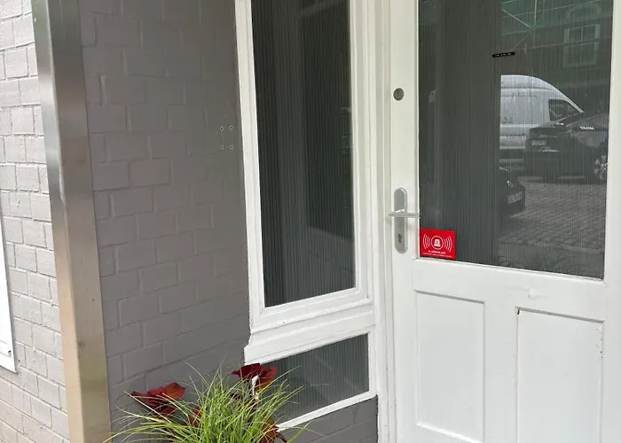 Appartement Charmante Altbauwohnung Am Park Und Messe *